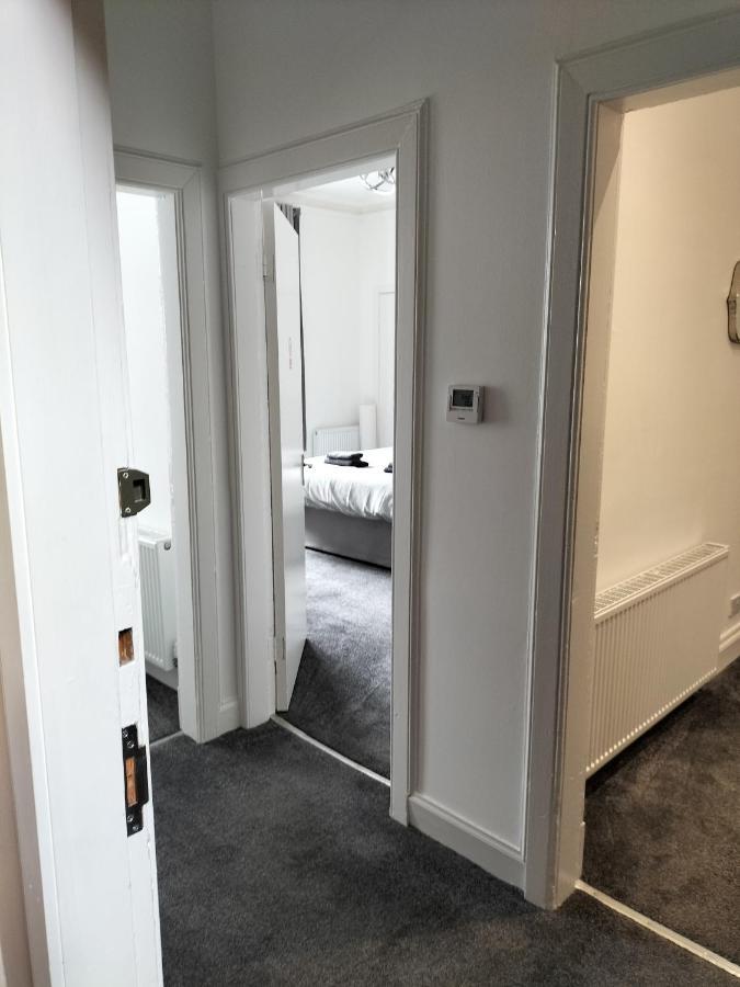 Maze Great Escape Apartment Ayr Ngoại thất bức ảnh