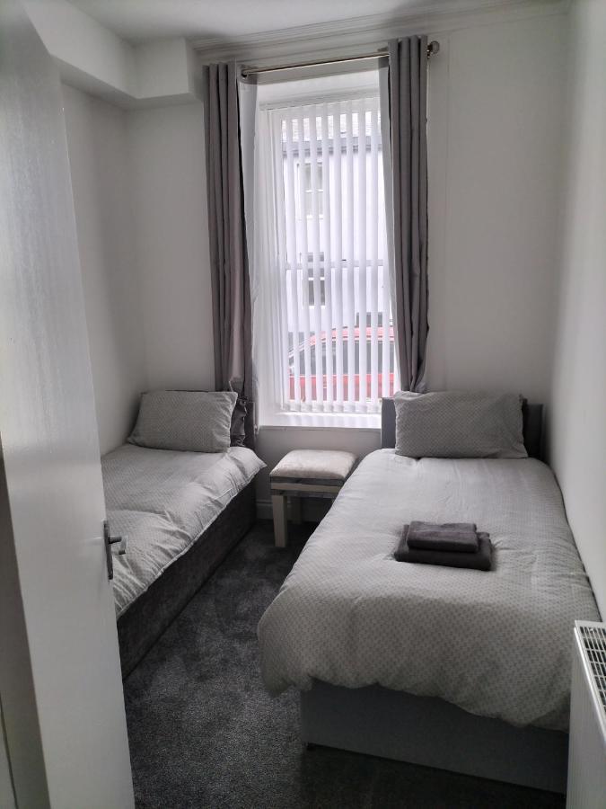 Maze Great Escape Apartment Ayr Ngoại thất bức ảnh